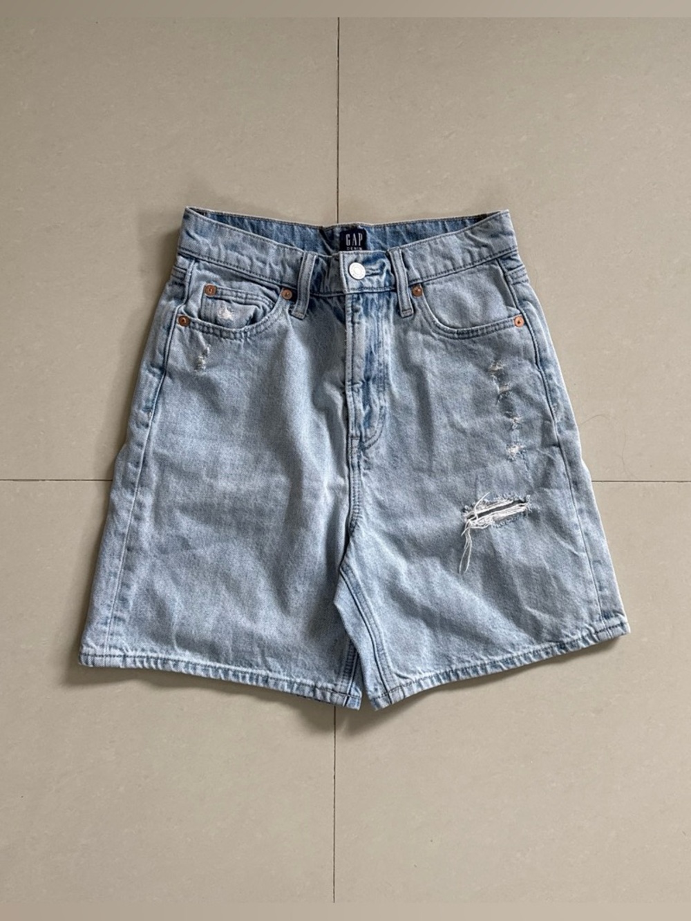GAP Light Blue Mom Short Denim